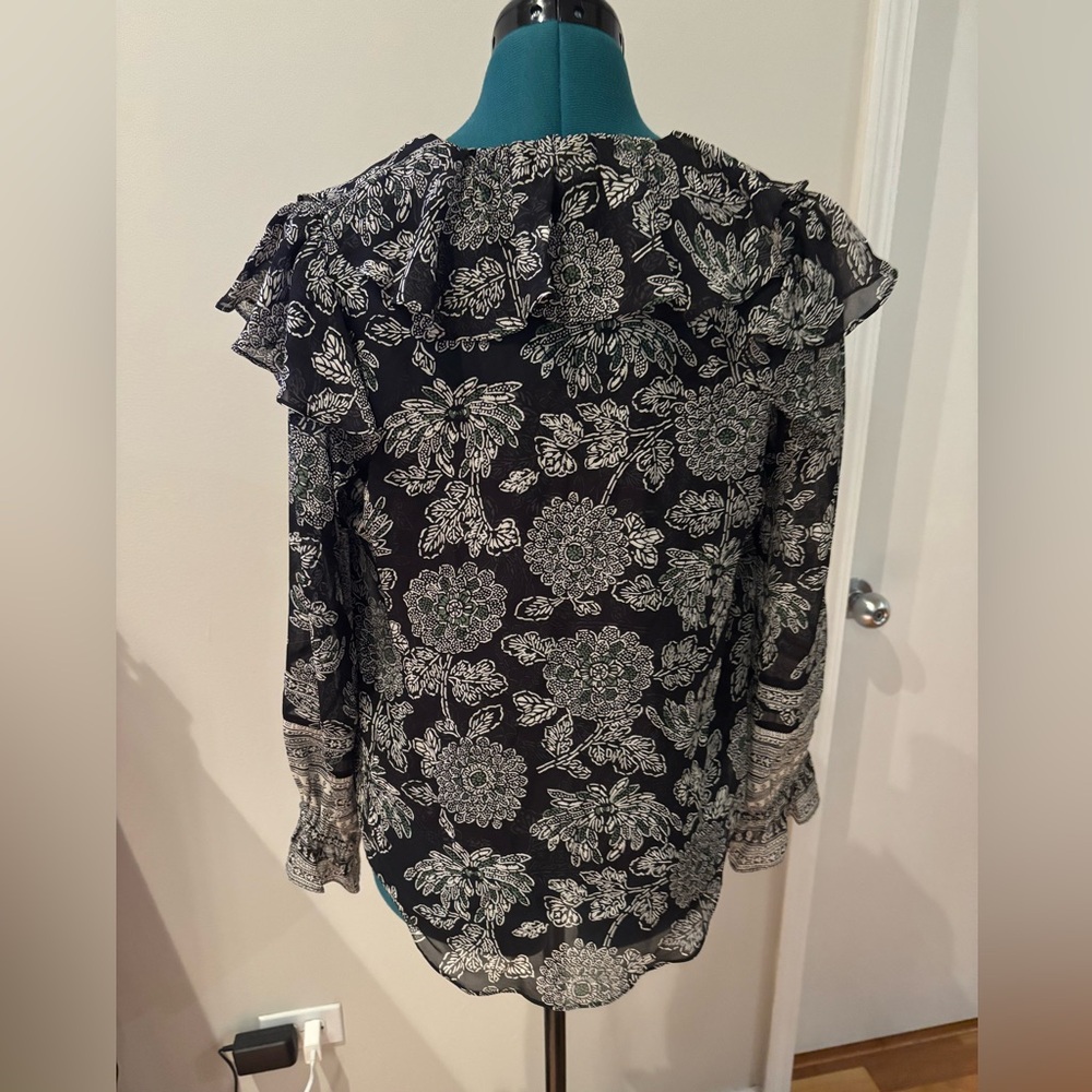 Veronica Beard Black and White Floral Blouse, silk overlay with ruffles, 4 - Picture 2 of 11